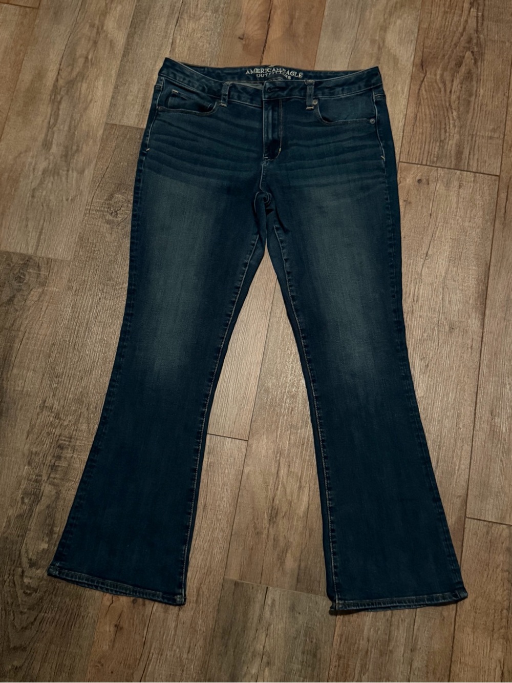 American Eagle skinny kick jeans 14 short - Picture 9 of 9